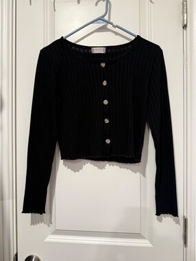 Altard State Black Ribbed Long Sleeve Cropped Cardigan with Pearl Buttons, SizeL